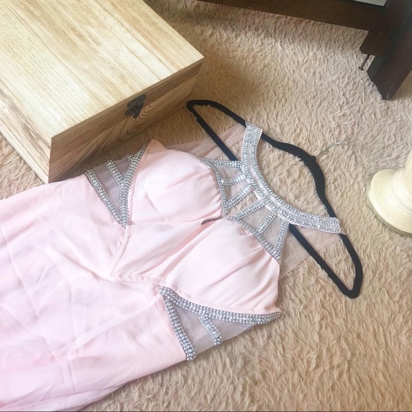 Beautiful backless Rose Long Dress! - Picture 5 of 5